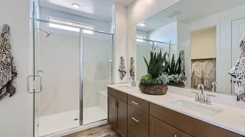 Bath - 3033 N 97th Dr, Phoenix, AZ 85037 photo 4 of 4