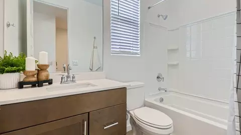 Bath - 3033 N 97th Dr, Phoenix, AZ 85037 photo 1 of 4
