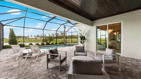 12861 Tulum Loop, Venice, FL 34293 photo 6