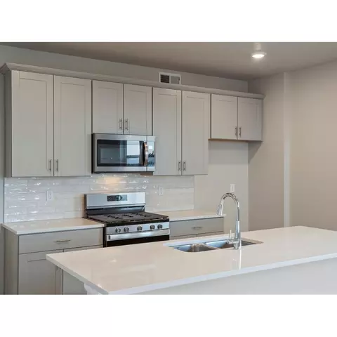 22251 E 7th Pl, Aurora, CO 80018 photo 3