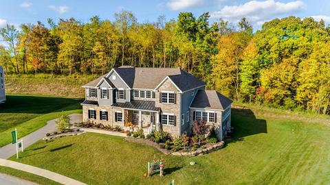 103 Ridgetop Dr, Mars, PA 16046 photo 3