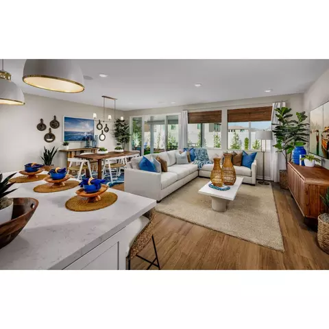 Living - 5169 Beech Ln, Banning, CA 92220 photo 2 of 3