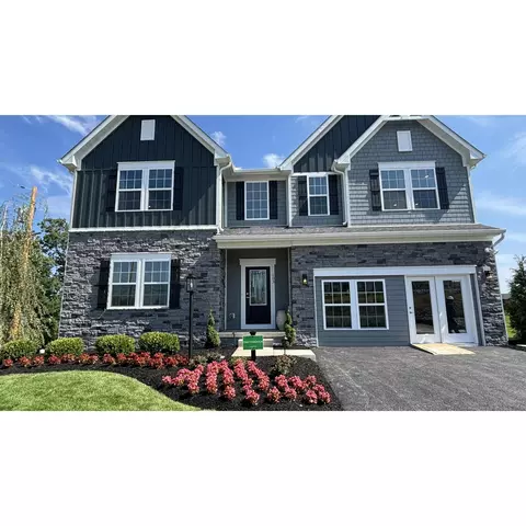 103 Victoria Dr, Coraopolis, PA 15108