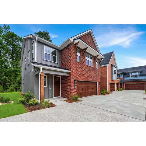 621 Mercury Dr, Tega Cay, SC 29708
