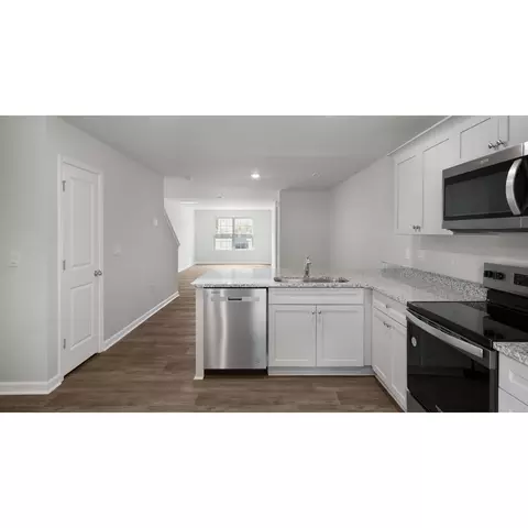 128 Holmes Corner Dr, Smithfield, NC 27577 photo 9