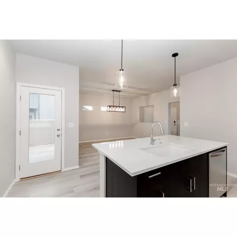 2888 N Eagle Meadow Ave, Kuna, ID 83634 photo 6
