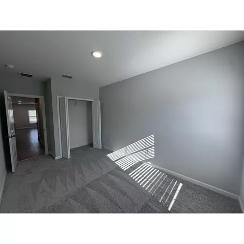 Bedroom - 5050 Rain Shadow Dr, Saint Cloud, FL 34772 photo 2 of 4