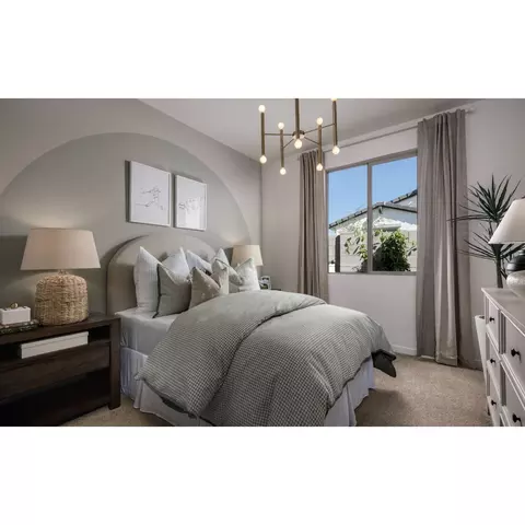 Bedroom - 545 W Fremont Pass, Apache Junction, AZ 85120 photo 2 of 3