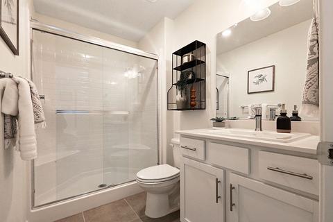 945 E Cameron Ave, Visalia, CA 93292 photo 15