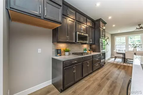 8835 Eager Rd, Saint Louis, MO 63144 photo 17