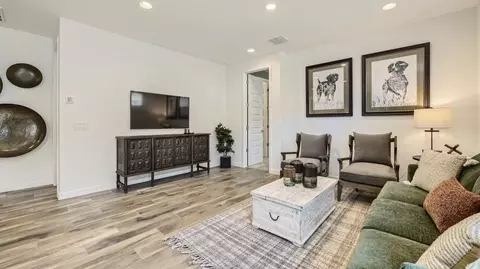 Living - 1450 W Golden Ore Pass, Apache Junction, AZ 85120 photo 2 of 2