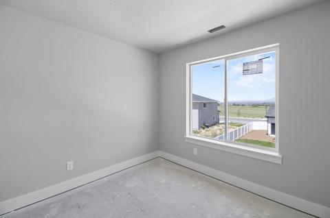 2152 W Pinnacle Ave, Mapleton, UT 84664 photo 32