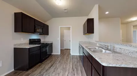 Kitchen - 165 Meadow Dr, Beebe, AR 72012 photo 1 of 1