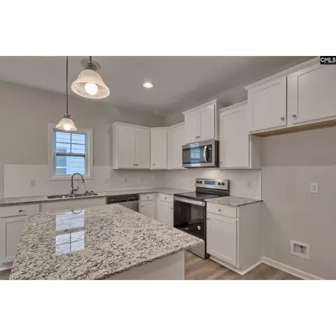 Kitchen - 317 Roundup Trl, Irmo, SC 29063 photo 4 of 4