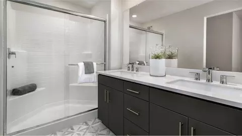 Bath - 30673 White Pines Dr, Menifee, CA 92584 photo 2 of 2