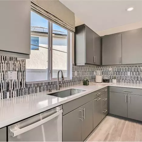 Kitchen - 30673 White Pines Dr, Menifee, CA 92584 photo 2 of 5