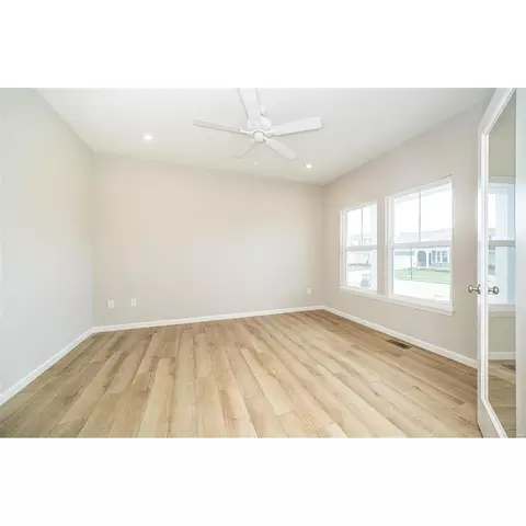 1911 Rolling River Cir, O Fallon, MO 63366 photo 33