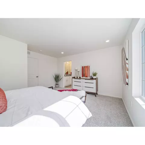 22102 E 38th Pl, Aurora, CO 80019 photo 5