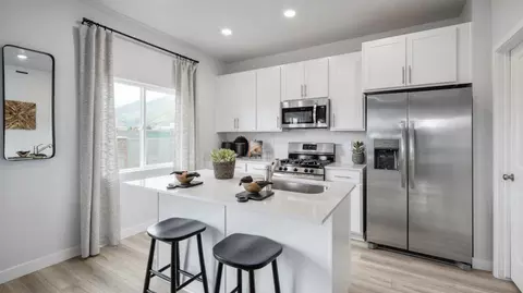Kitchen - 1561 E Bison Dr, Eagle Mountain, UT 84005 photo 1 of 3