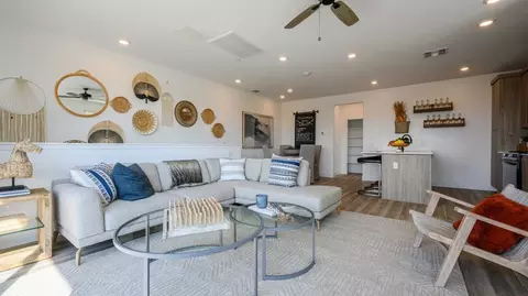 520 W Balsam Ln, Clovis, CA 93611 photo 4