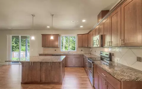 16515 8th Ave E, Spanaway, WA 98387 photo 3