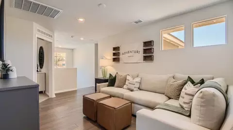 30357 Waterline Dr, Menifee, CA 92584 photo 9