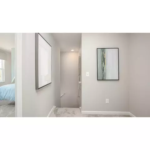 2707 Mchenry Dr, Columbus, OH 43207 photo 12