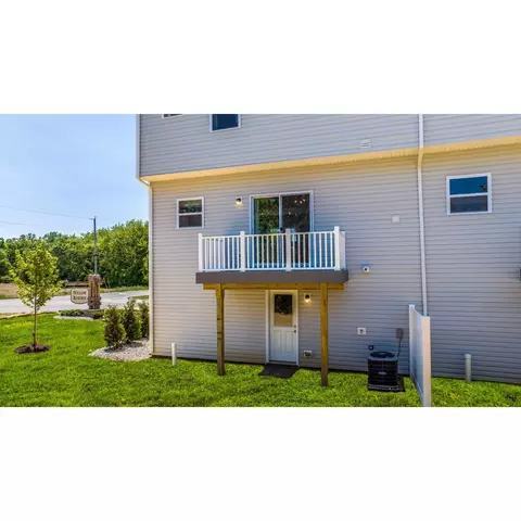 2707 Mchenry Dr, Columbus, OH 43207 photo 20