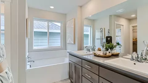 Bath - 966 Legacy St, Eugene, OR 97402 photo 1 of 3