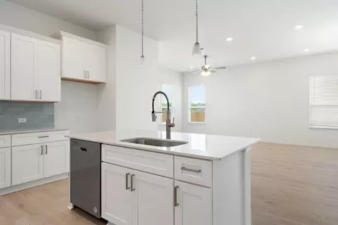 Kitchen - 6500 Blakely Bnd, Austin, TX 78723 photo 3 of 3