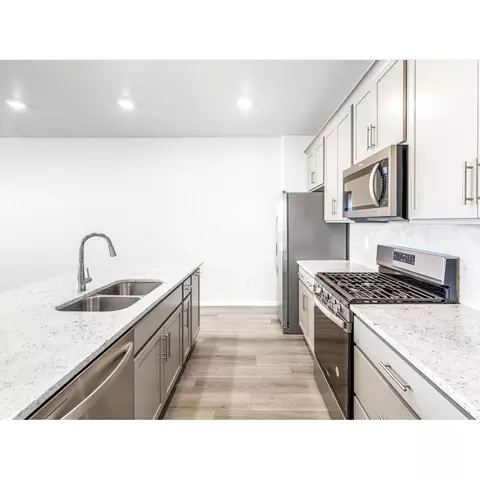22351 E 7th Pl, Aurora, CO 80018 photo 8