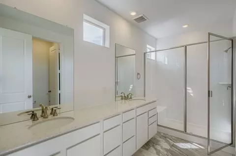 Bath - 16135 W Dequesne Dr, Morrison, CO 80465 photo 1 of 2