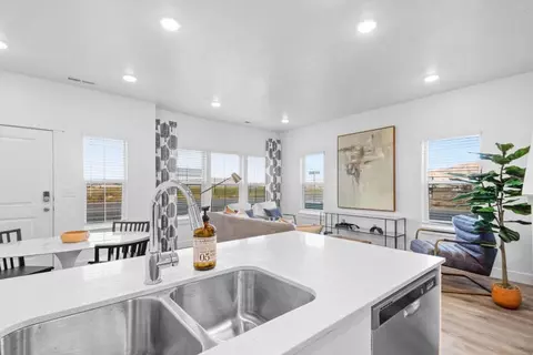 Kitchen - 1194 W 1870 S, Logan, UT 84321 photo 8 of 15