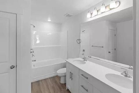 Bath - 1194 W 1870 S, Logan, UT 84321 photo 12 of 13