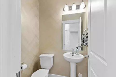 Bath - 1194 W 1870 S, Logan, UT 84321 photo 1 of 13
