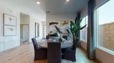 307 E Riverway Ave, Visalia, CA 93291 photo 15