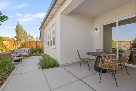 Exterior - 39660 W Covell Blvd, Davis, CA 95616 photo 5 of 6