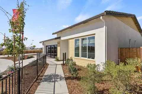 Exterior - 39660 W Covell Blvd, Davis, CA 95616 photo 3 of 6