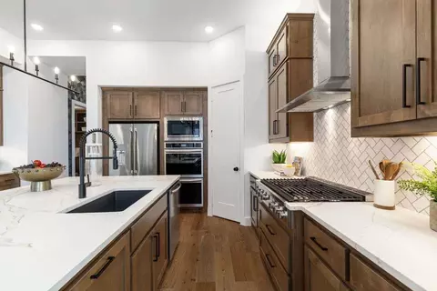 Kitchen - 3800 Composition Dr, Prosper, TX 75078 photo 6 of 11