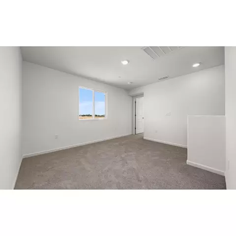 1402 W Clara Ave, Fowler, CA 93625 photo 29