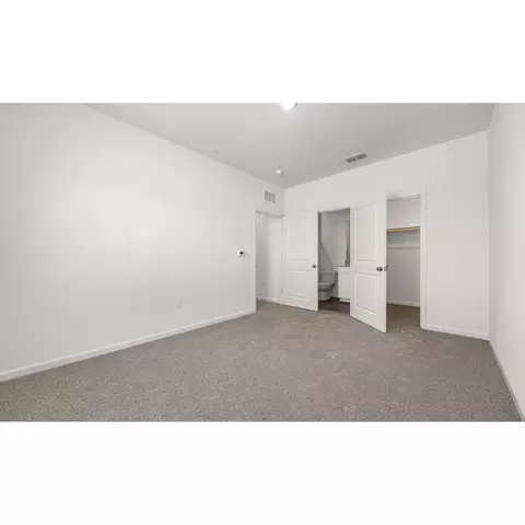 1402 W Clara Ave, Fowler, CA 93625 photo 20