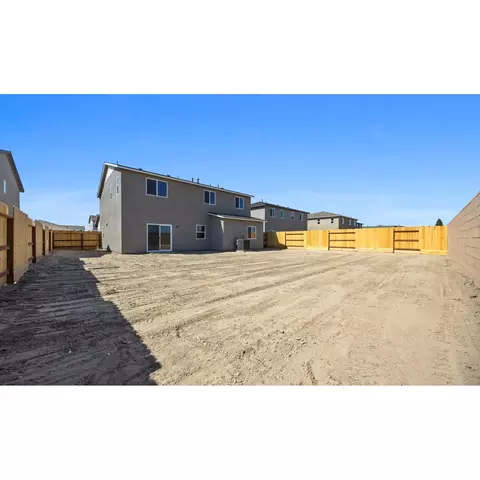 1402 W Clara Ave, Fowler, CA 93625 photo 38