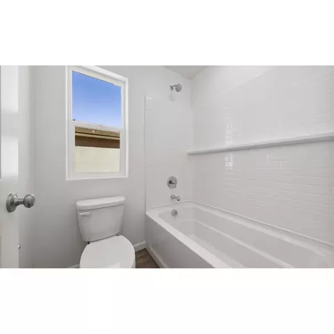 1402 W Clara Ave, Fowler, CA 93625 photo 32
