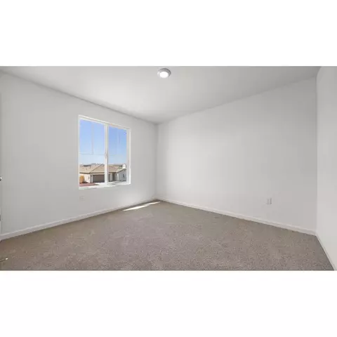 1402 W Clara Ave, Fowler, CA 93625 photo 25