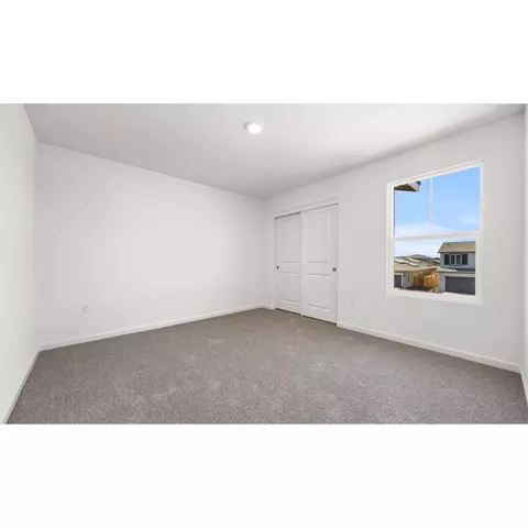 1402 W Clara Ave, Fowler, CA 93625 photo 27