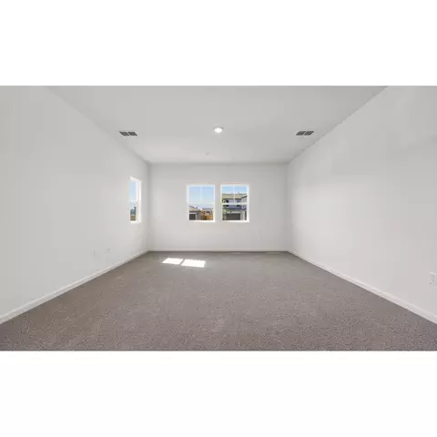 1402 W Clara Ave, Fowler, CA 93625 photo 16