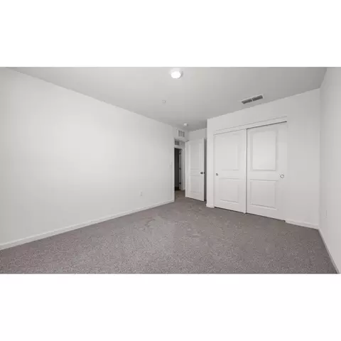 1402 W Clara Ave, Fowler, CA 93625 photo 24