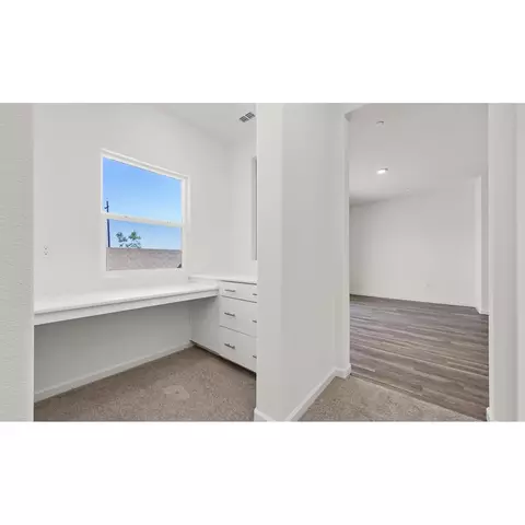 1402 W Clara Ave, Fowler, CA 93625 photo 35