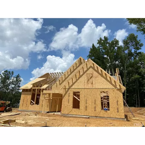 39 E Amber Oak Dr, Selma, NC 27576 photo 2