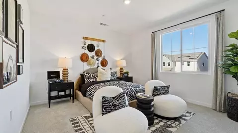 Bedroom - 1027 Summerset Ave, Clovis, CA 93619 photo 4 of 5